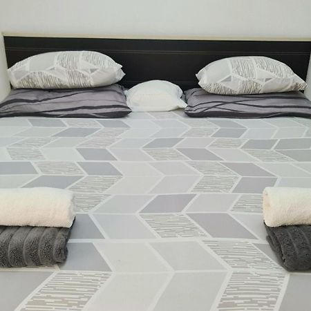 Apartman Stefan ติวัต ภายนอก รูปภาพ